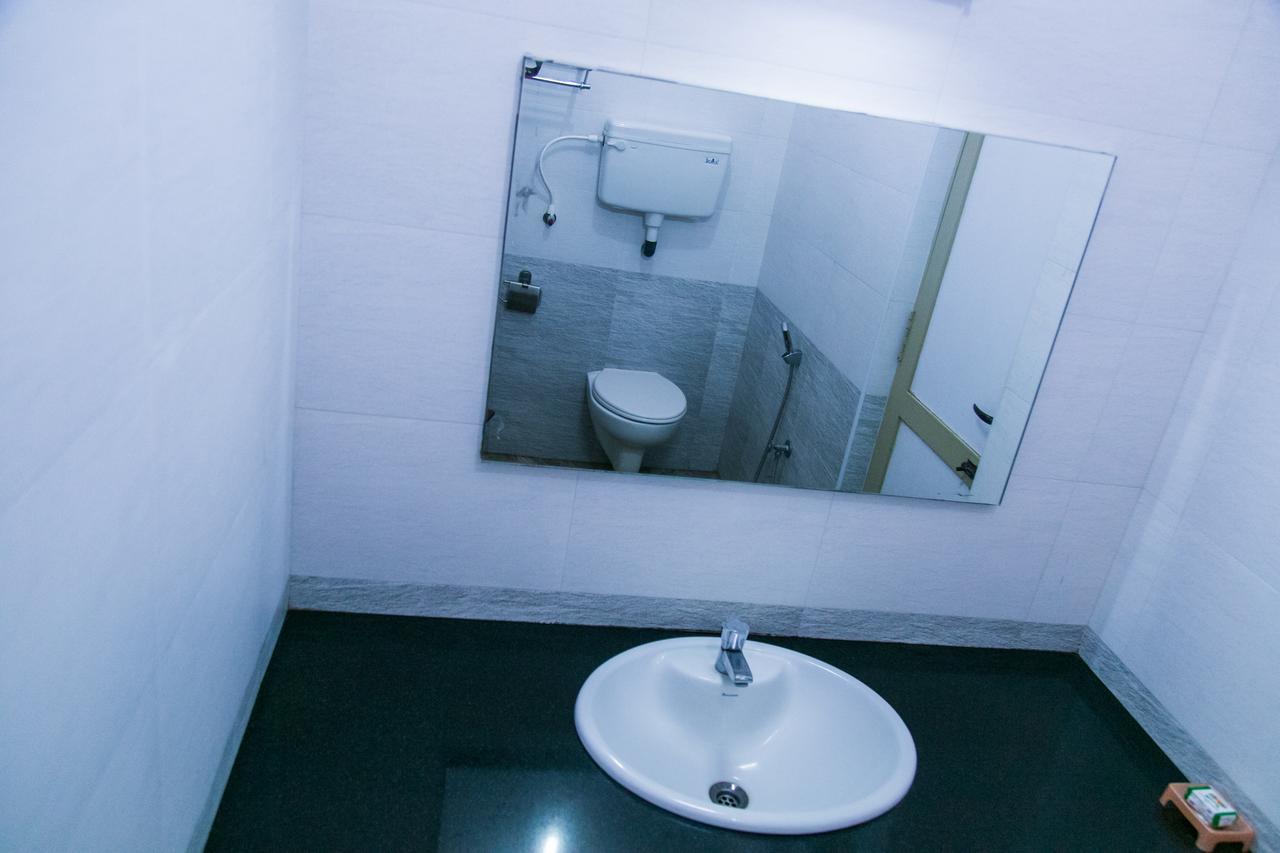 Hotel Victoriyah Tańdźawur Zewnętrze zdjęcie