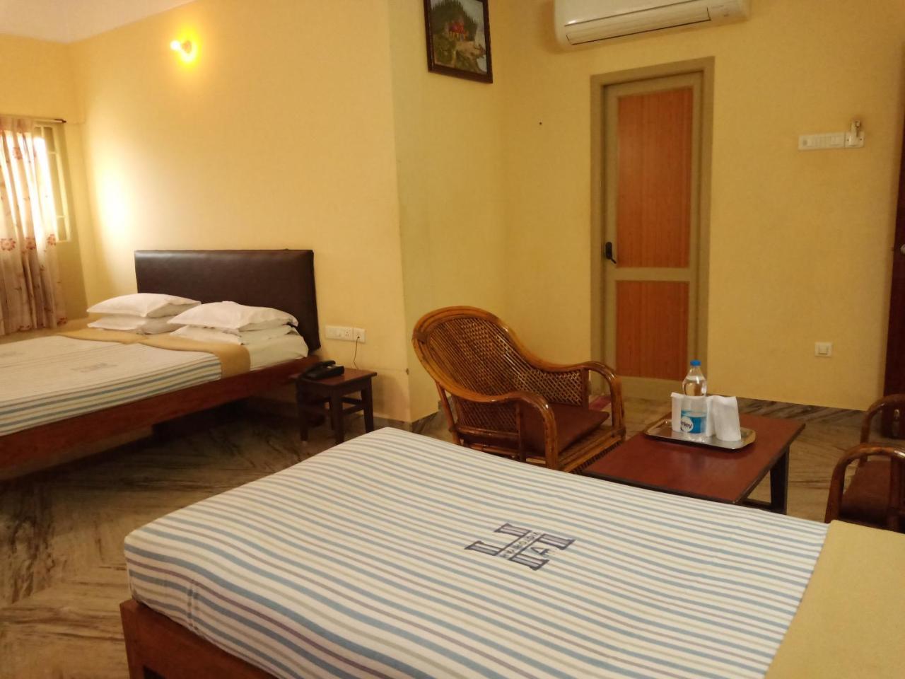 Hotel Victoriyah Tańdźawur Zewnętrze zdjęcie